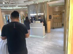 -一東造型烫发染发