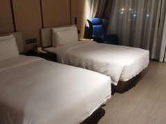 -苏州工业园区奥特莱斯亚朵酒店