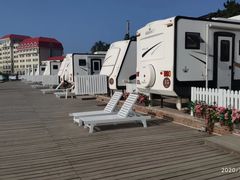 -北戴河碧螺塔海上酒吧公园