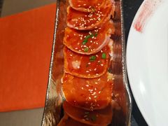 -山川小町·极番烧肉(新地假日广场店)