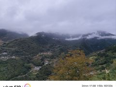 -硗碛藏寨·神木垒景区