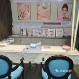 美甲可以免费跳两指，颜色有两百多种可以选择