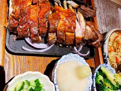 馕坑烤羊排-那时新疆·车师(大宁音乐广场店)