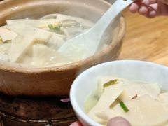 -头上红煨盐鸡·非遗院子餐厅