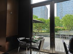 -上海漕河泾万丽酒店