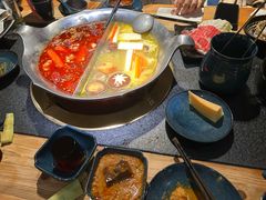 -湊湊火锅·茶憩(南京东路悦荟店)