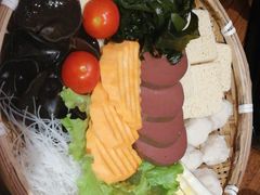 -东巴人鱼豆花火锅(幸福街店)