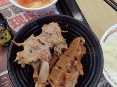 -犟骨头排骨饭•大骨面(弘阳广场店)