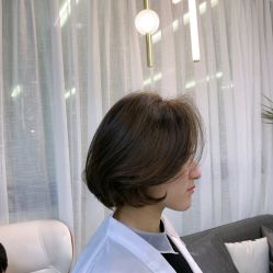 -AYO SALON