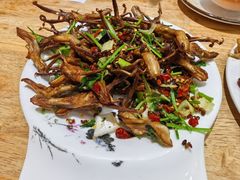 -超越海鲜屋(飞龙物业店)