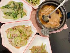 -鲸育宝宝月嫂(徐汇店)