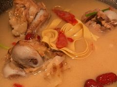 千张筒骨鸳鸯锅-骨之味·筒骨汤火锅(江头店)