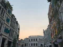 -海口骑楼小吃街