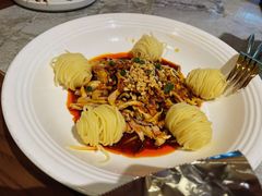 -渔语鱼新川菜Bistro(万象天地店)