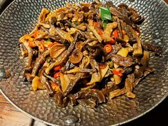 -雀舞云南菜(天津天河城购物中心店)