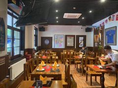 大堂-申德勒加油站餐厅(三里屯北小街店)