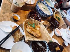 -新梅华·茶点餐厅(欧尚店)