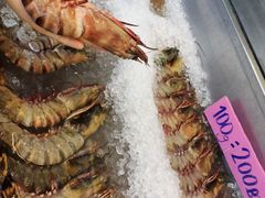 -J Daeng Seafood