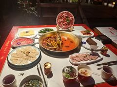 -小龙翻大江文化火锅(宽窄店)