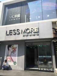 -LESSMORE科技头皮理容中心