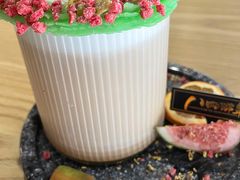 -84那年咖啡馆(李沧万达店)