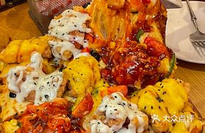 Fried Chicken Detroit Pizza