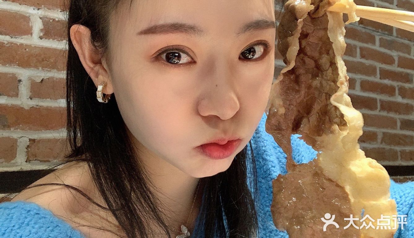 两个人吃了8⃣️盘和牛 哈哈哈