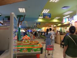 -莫莉幻想儿童乐园(武汉金银潭永旺店)
