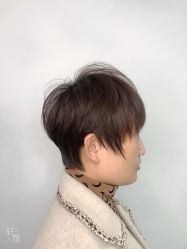 -镁连社·美联社