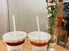 冬季草莓拿铁-Cafe on warm(丹霞店)