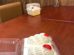 鲜奶小方蛋糕-红宝石·鲜奶小方·海派西点房(南丹店)