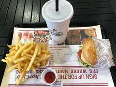 -The Habit Burger Grill 哈比特汉堡(爱琴海店)