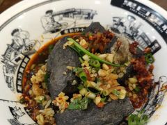 -黑白电视长沙小吃(美林M·LIVE天地东座店)