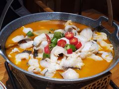 -老滇山寨•云南特色菜•地方菜•民族风情歌舞表演(金碧店)