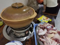 连州果园鸡-威邵鸡煲(西华路总店)