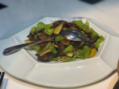 滇椒腌肉炒新鲜黄牛肝菌-牧雲子·臻选云南菜 .商务宴请(泰然大厦店)