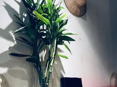-八月美食小馆(银泰城总店)