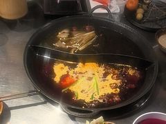 -鹿鸣山草本茶香火锅(园西路店)