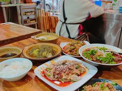 自助取餐区-朱大嘴肥肠血旺(福字街店)