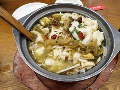 -周鱼小馆石锅酸菜鱼(活力汇店)