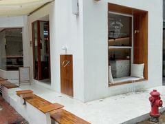 -Line 咖啡(石厦花园店)