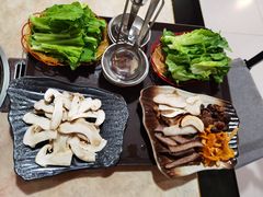 -蘑统田下·野生菌火锅