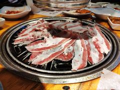 -唯成•韩国炭火烤肉 유성고기