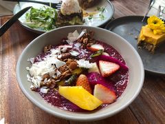 季节水果奇亚籽碗-O'mills Sourdough Bakery&Bistro(永嘉路店)