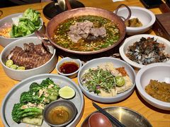 -SHAN山(前滩太古里店)