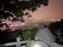 -灵岩山风景区