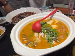 -川流不息·地道川菜·小龙虾(新松江路店)