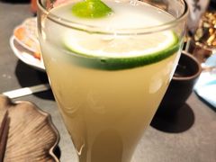 -铭牛烧肉·和牛海鲜自助(高新月牙湖店)