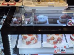 -花花卷卷·鲜食蛋糕(静安久光百货店)