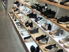 -hotwind热风(世纪东方广场店)